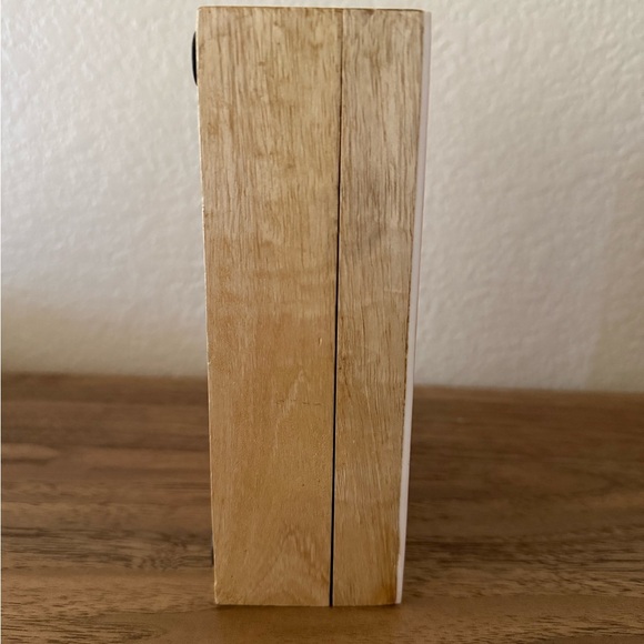 NWT Queen of Hearts Pink Art wooden Trinket Box - Picture 4 of 6